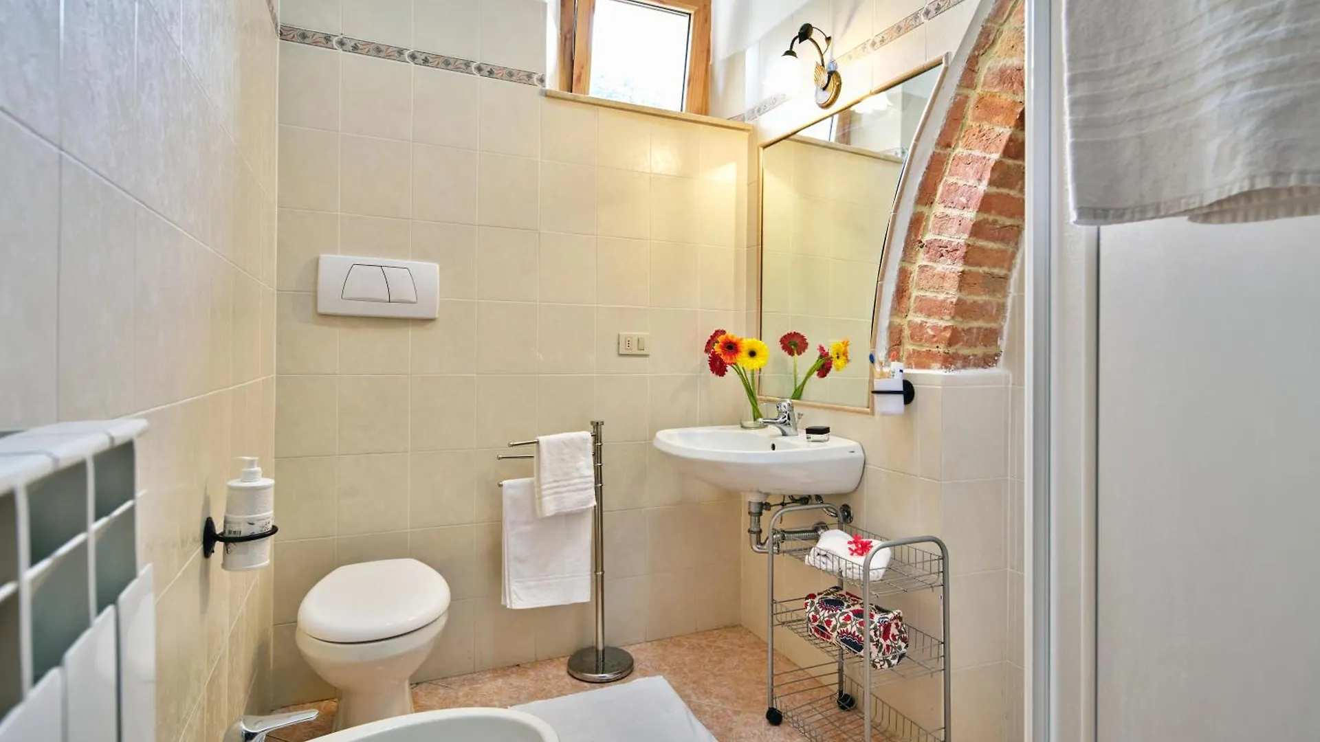 Casa Vacanze Santa Caterina Asciano 3*,