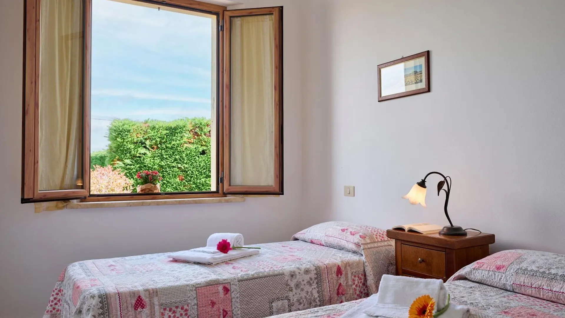 Casa Vacanze Santa Caterina Asciano Aparthotel