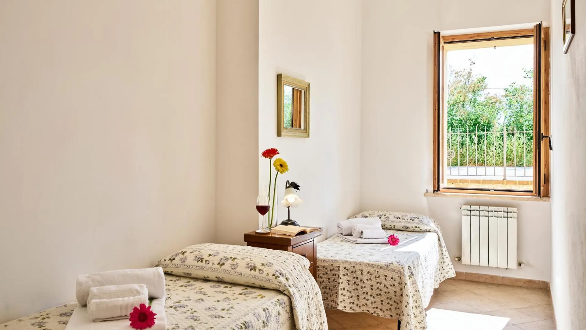 Casa Vacanze Santa Caterina Asciano Aparthotel